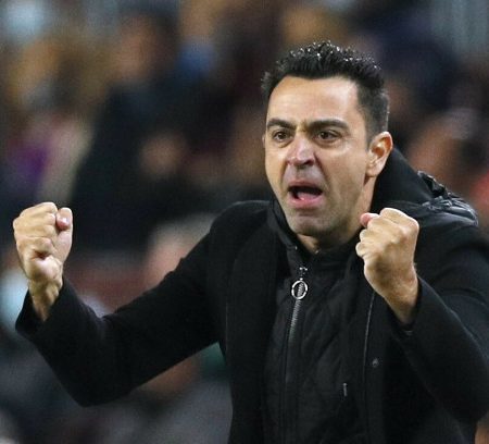 HLV Xavi không nhận 12 triệu USD đền bù từ Barca