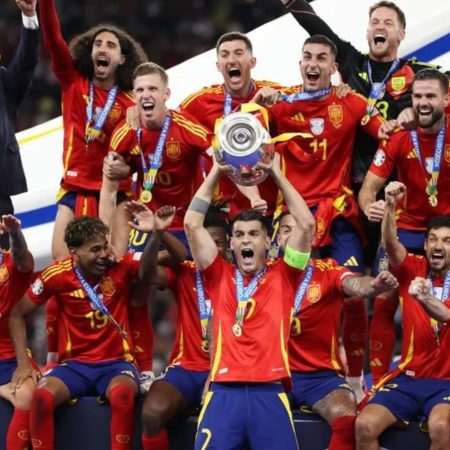 Tây Ban Nha lập hàng loạt kỷ lục tại Euro 2024