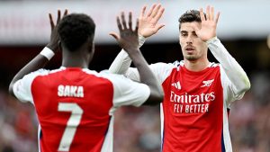 Arsenal đánh bại nhà vô địch Bundesliga