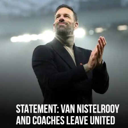 Man Utd ra thông báo về tương lai của Van Nistelrooy